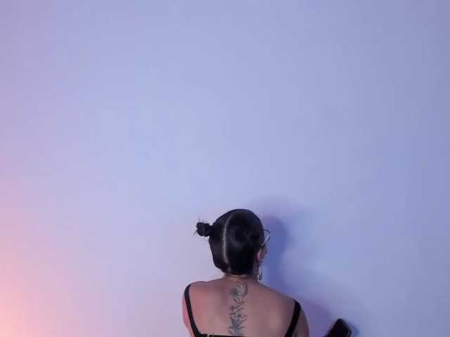 PaulinaBelush live cam preview