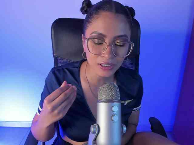 PaulinaBelush webcam