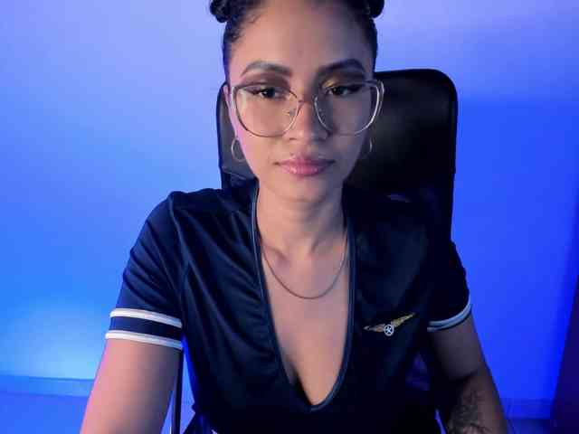 PaulinaBelush webcam