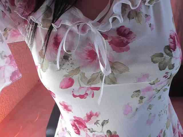 PaulinaBelush webcam