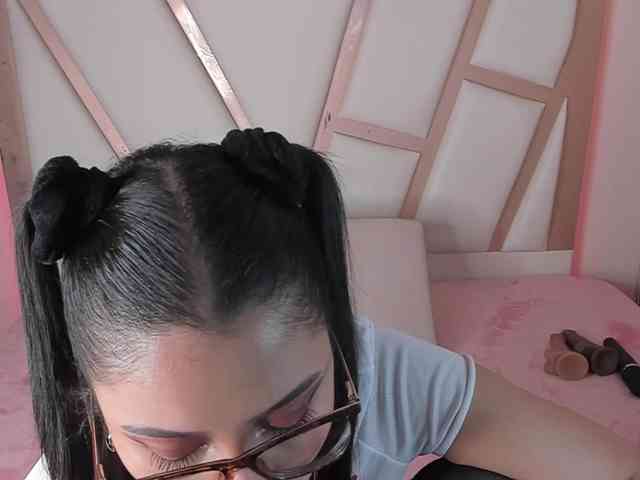 PaulinaBelush webcam