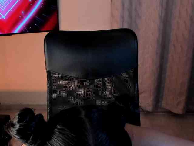 PaulinaBelush webcam