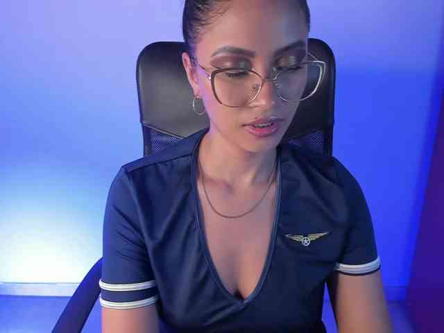 PaulinaBelush webcam