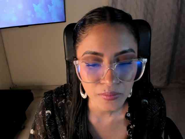 PaulinaBelush webcam