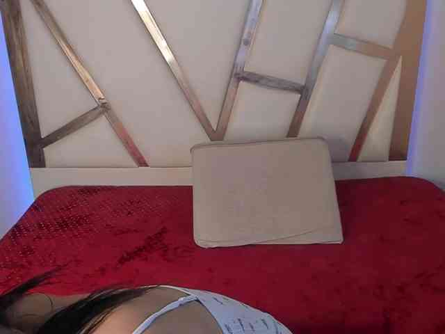 PaulinaBelush webcam
