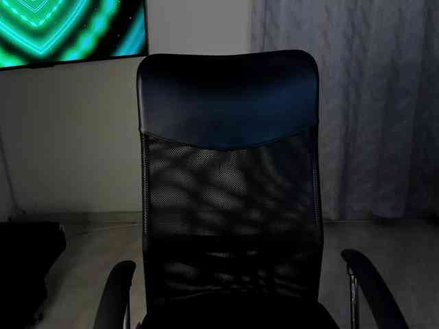 PaulinaBelush webcam