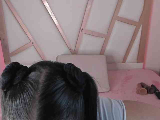 PaulinaBelush webcam