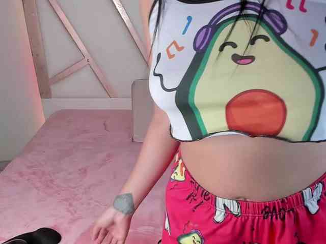 PaulinaBelush webcam