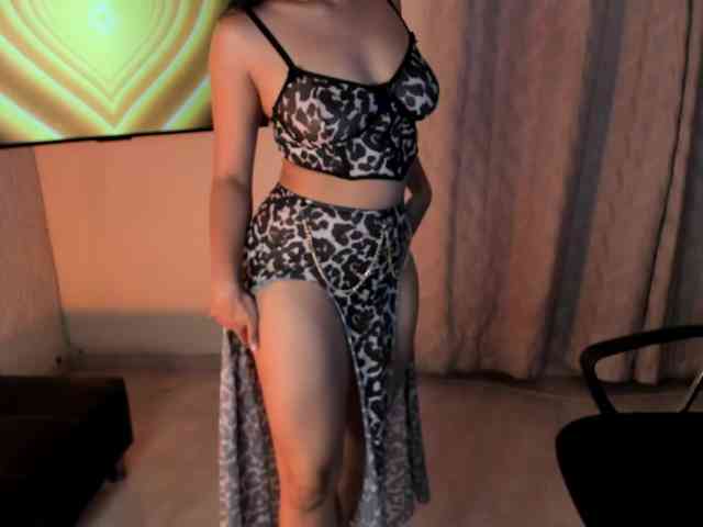 PaulinaBelush webcam