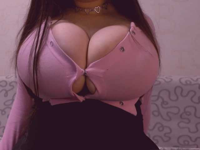 juliajam1 live cam on BongaCams