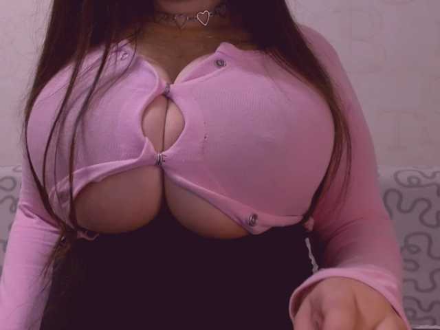 juliajam1 live cam on BongaCams