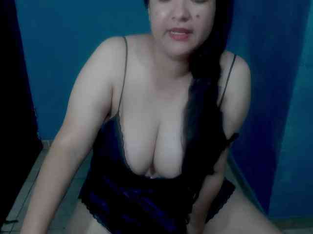 pameladick123 Live Webcam on BongaCams
