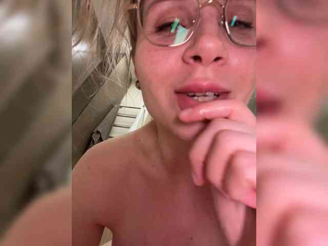 -x777x- Sex Cam Show