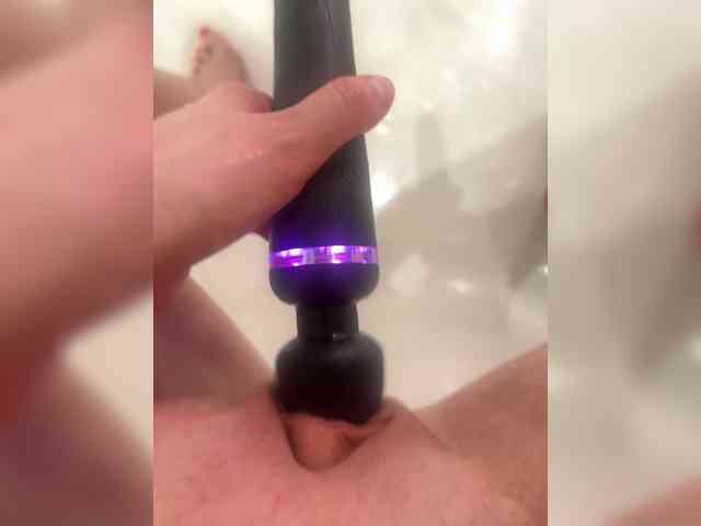 -x777x- webcam