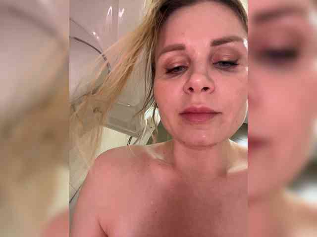 -x777x- Sex Cam Show