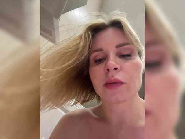 -x777x- webcam