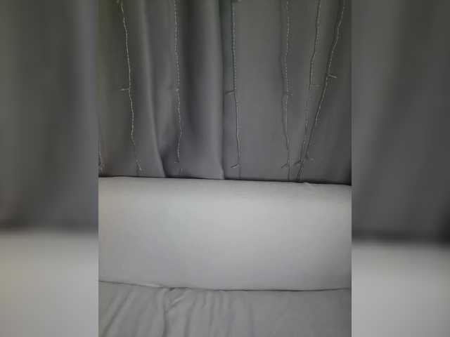 le modèle _Kisskiss_ est en webcam porno dans un show sur le site bongacams, il possède les tags suivants: White/Caucasian,Brunette,Shaved