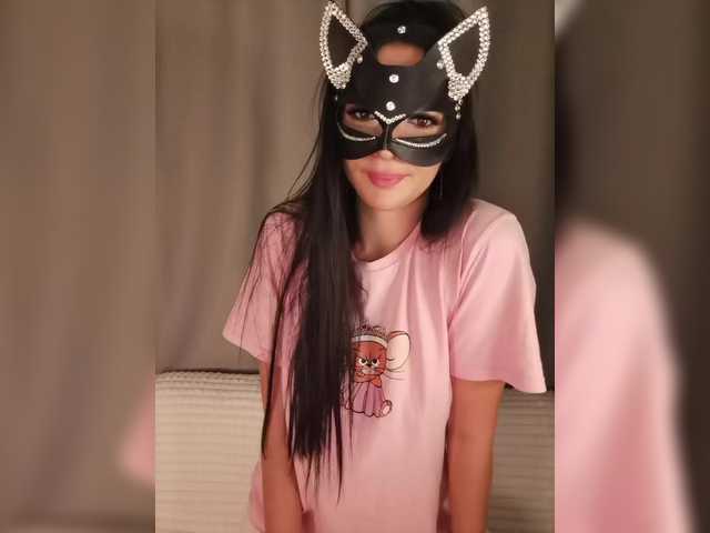 Ksenia7723 live cam on BongaCams