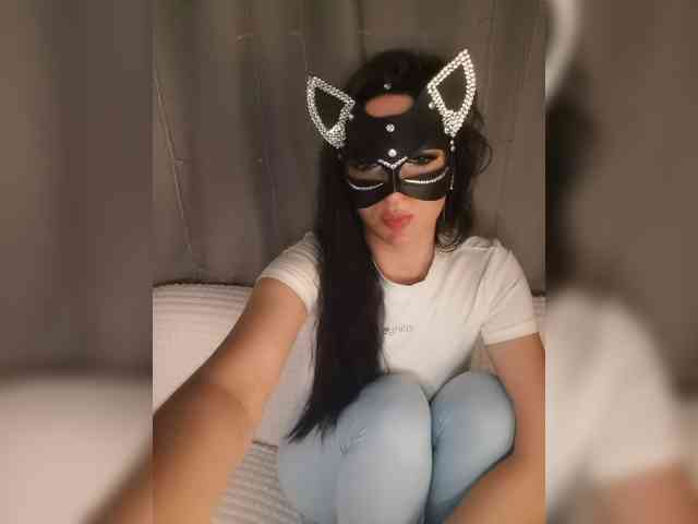 Модель: _Kisskiss_