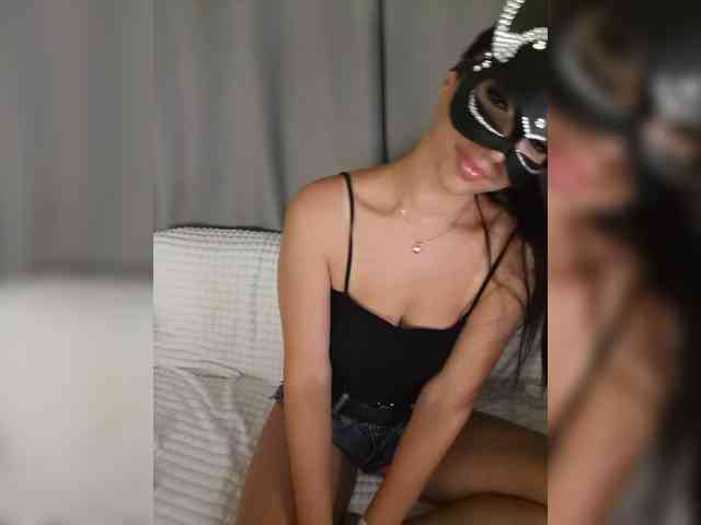 Ksenia7723 Live Webcam on BongaCams