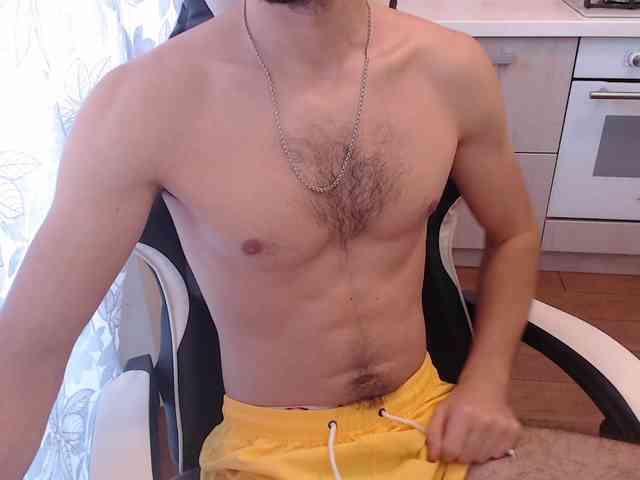 Mandarin4ks Live Webcam on BongaCams