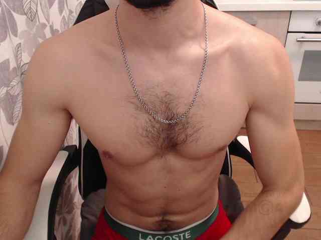 Mandarin4ks Live Webcam on BongaCams