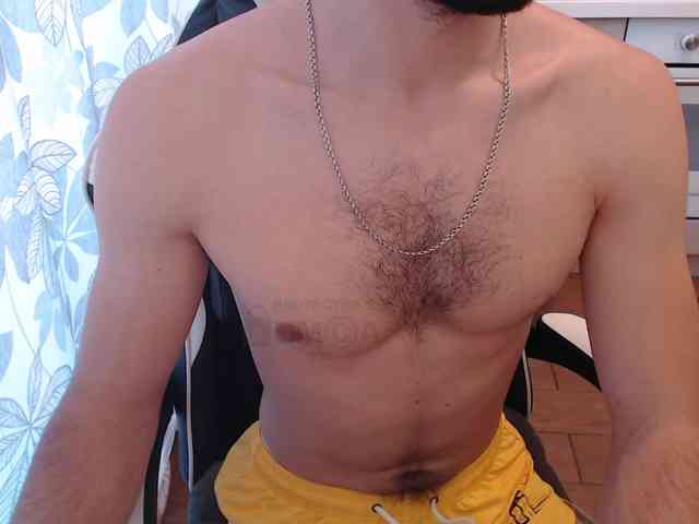 Mandarin4ks Live Webcam on BongaCams