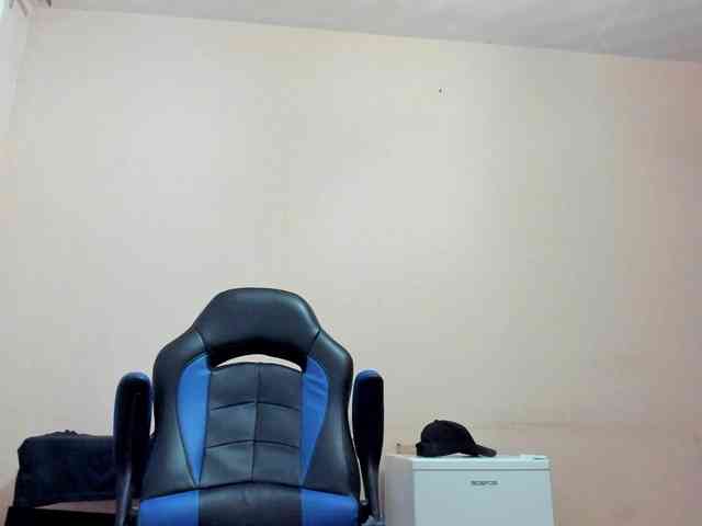 Dzhey_Kvin