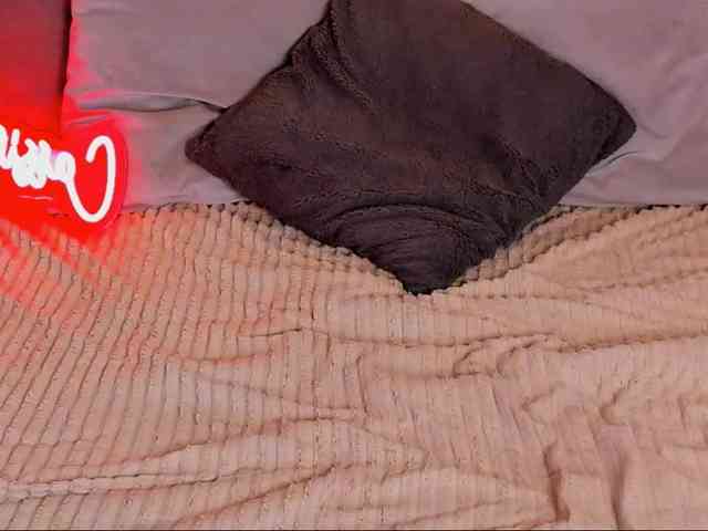 LillianShineX webcam