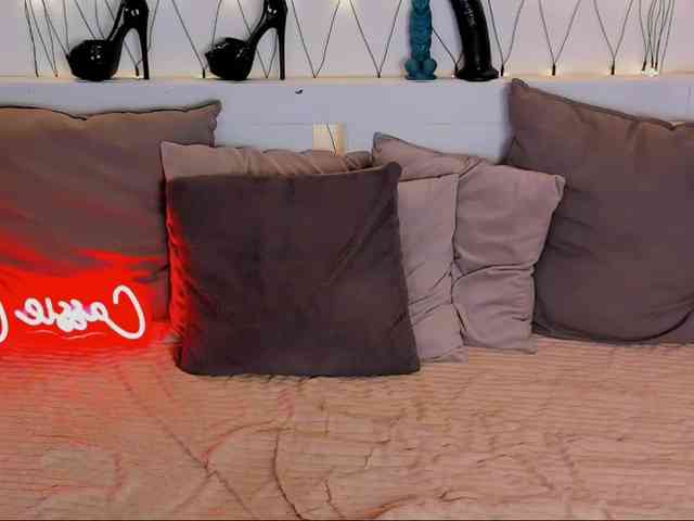 LillianShineX webcam