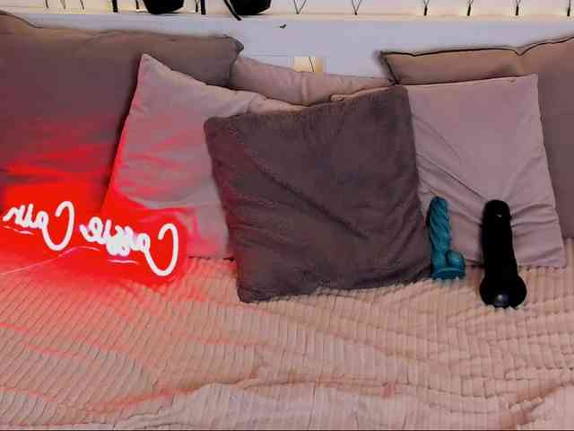 LillianShineX webcam