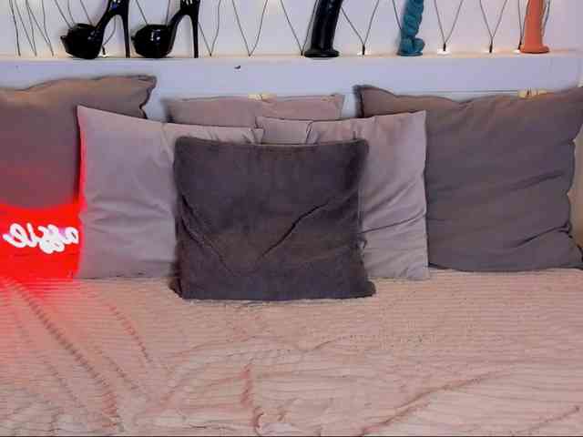 LillianShineX webcam