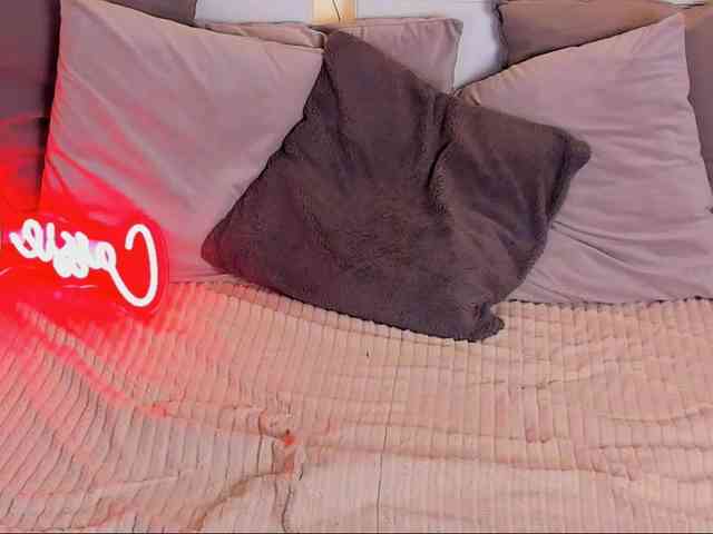 LillianShineX webcam