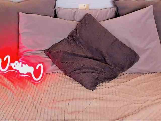 LillianShineX webcam