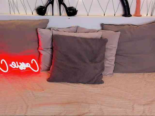 LillianShineX webcam