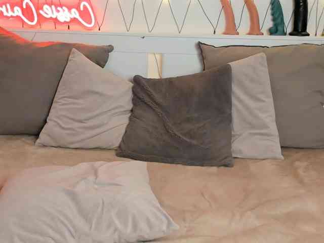 LillianShineX webcam