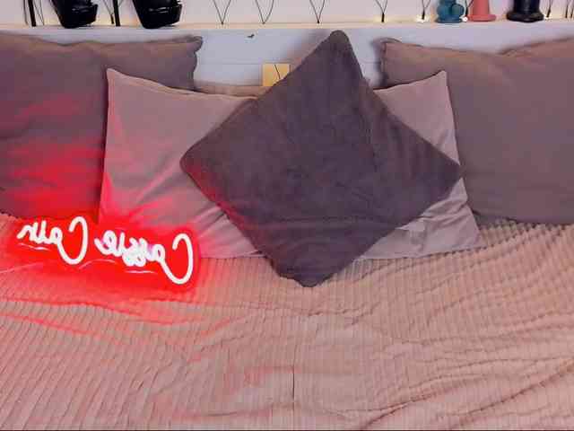 LillianShineX webcam