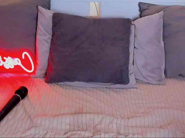 LillianShineX webcam