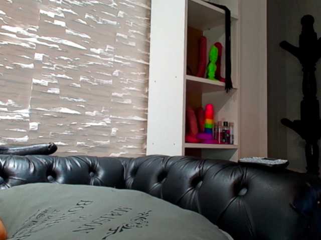 AmelieandRoss live cam on BongaCams