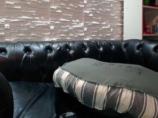 CreampiEnacia live cam on BongaCams