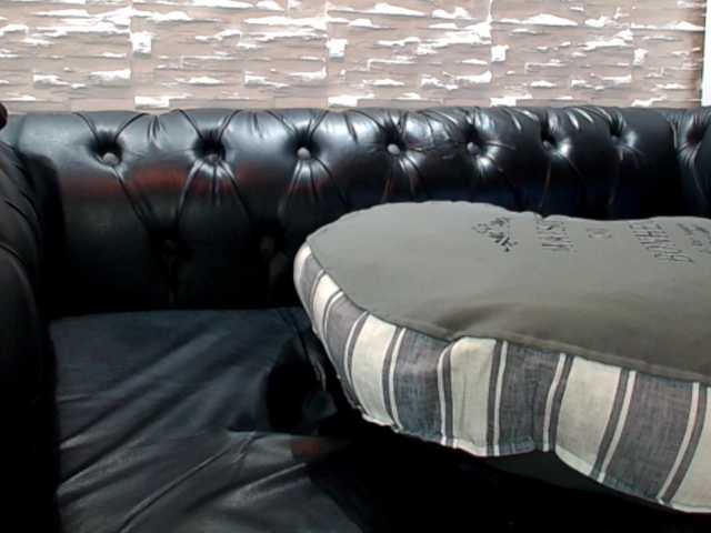 CreampiEnacia live cam preview