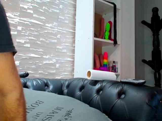 AmelieandRoss Live Webcam on BongaCams