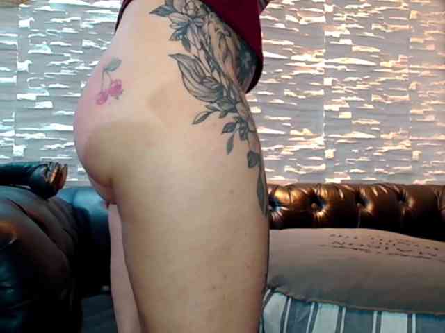 CreampiEnacia webcam