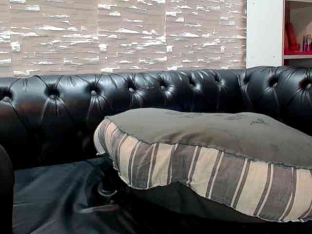 CreampiEnacia webcam