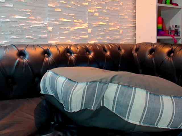 CreampiEnacia webcam