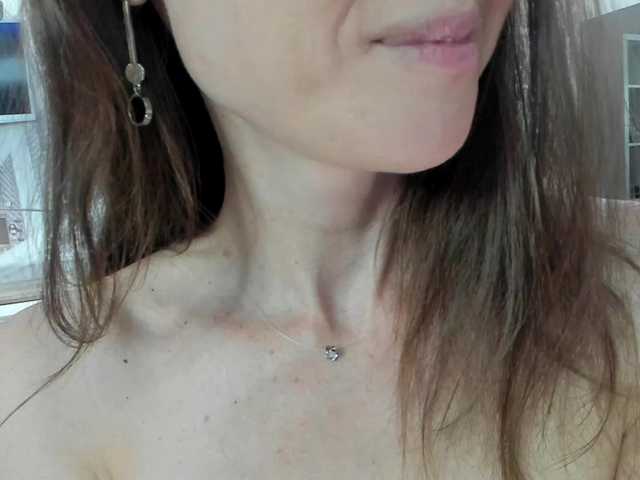 firstMaja live webcam show
