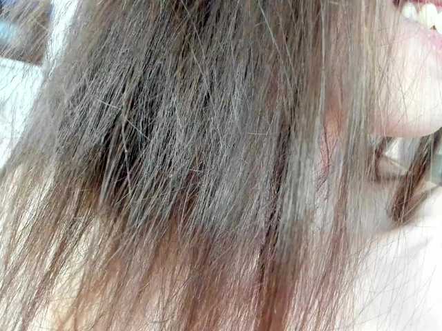 firstMaja's BongaCams show and profile