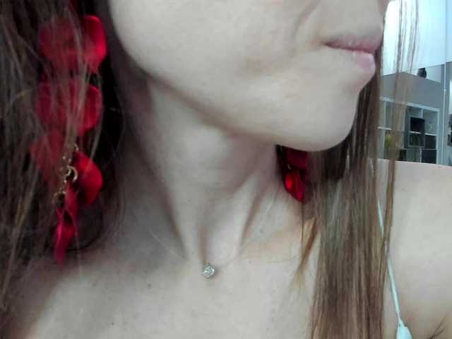 firstMaja live cam on BongaCams