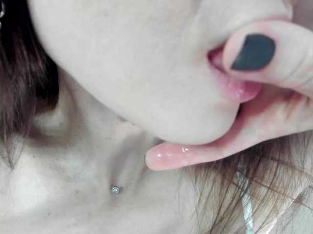 firstMaja's BongaCams show and profile