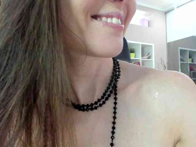 firstMaja Sex Cam Show
